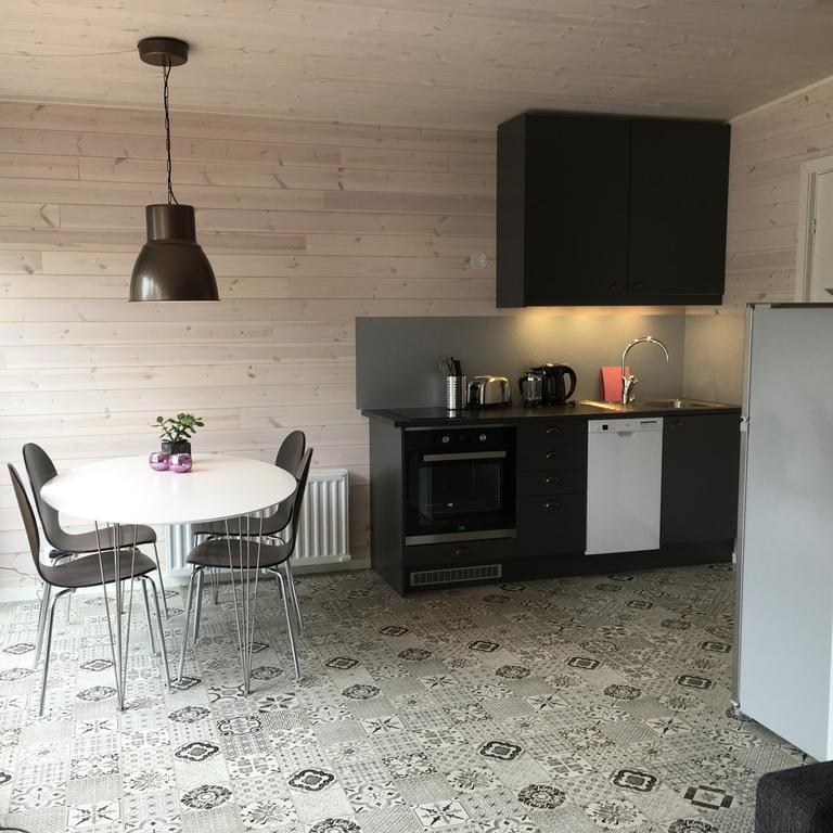 Maven Kustnaera Stugor Kappelshamn Bagian luar foto