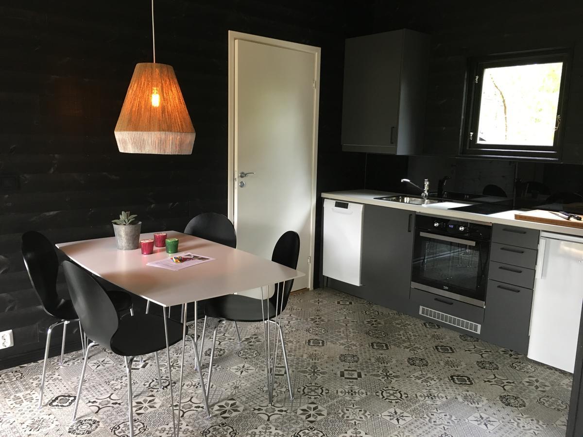 Maven Kustnaera Stugor Kappelshamn Bagian luar foto